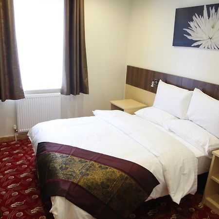 Cambridge Hotel Huddersfield Luaran gambar