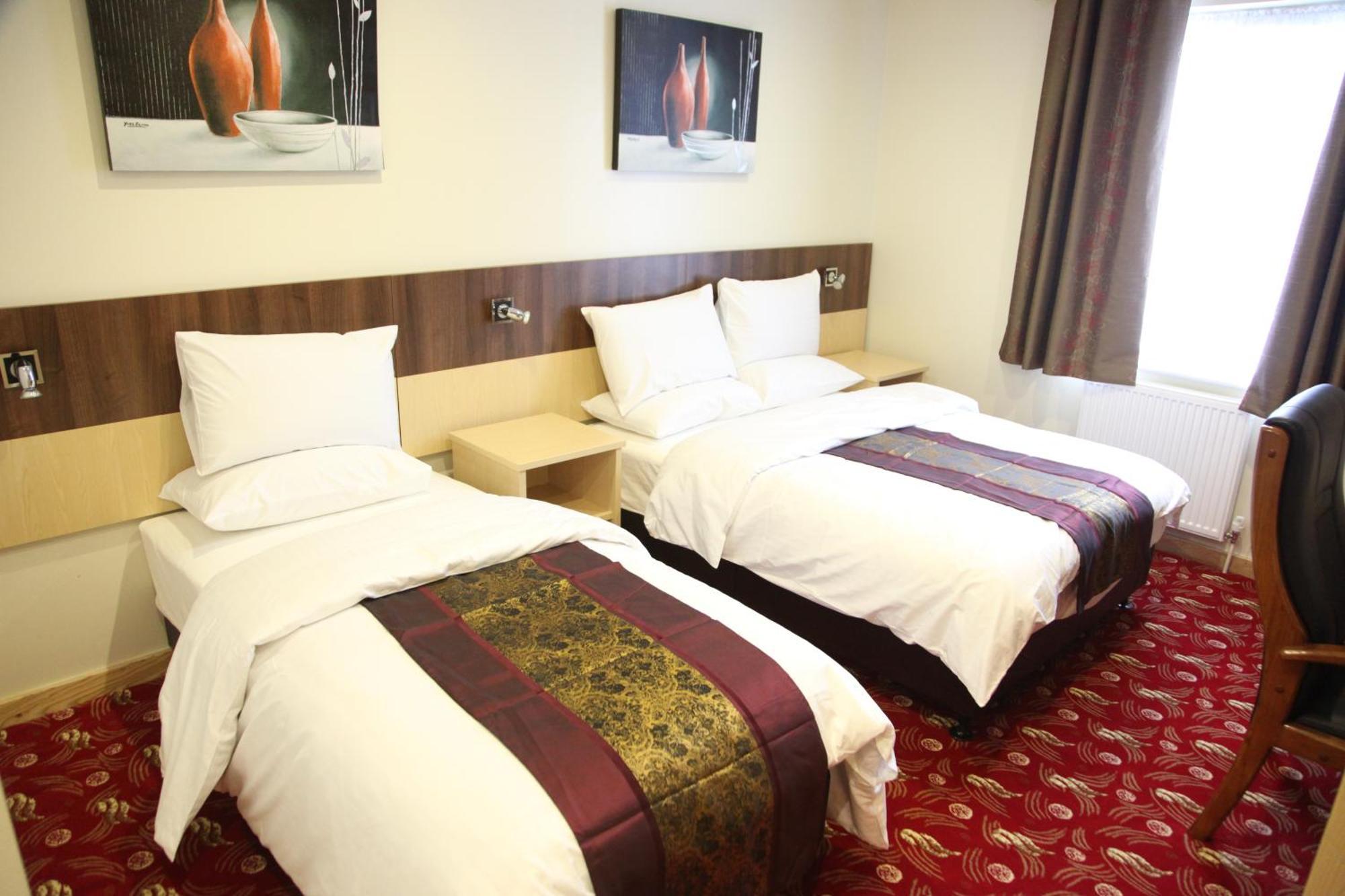 Cambridge Hotel Huddersfield Luaran gambar