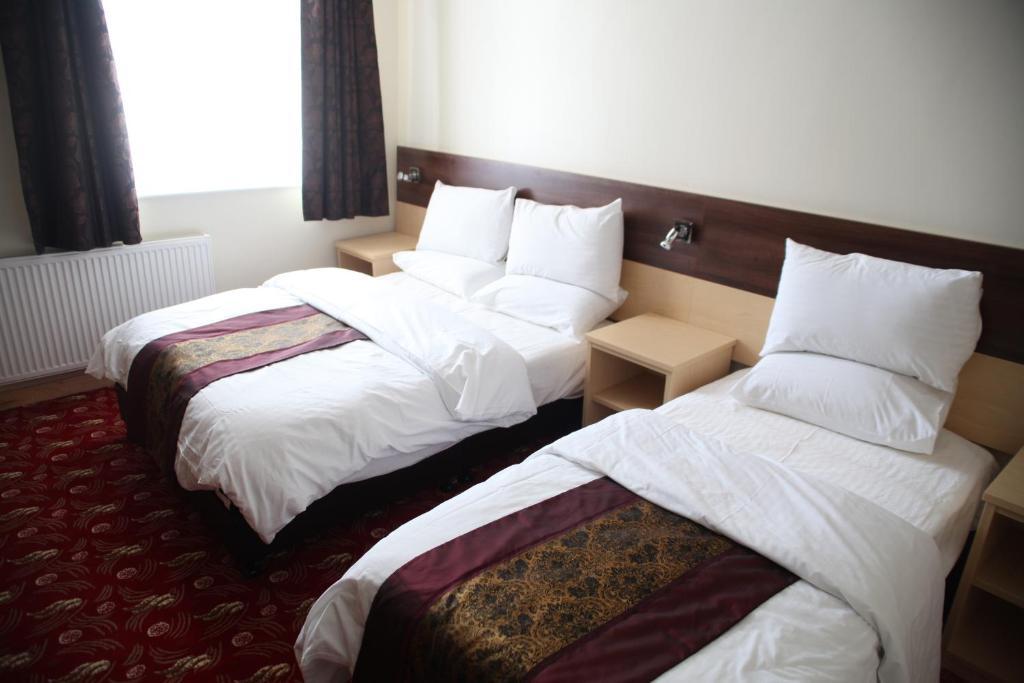 Cambridge Hotel Huddersfield Luaran gambar