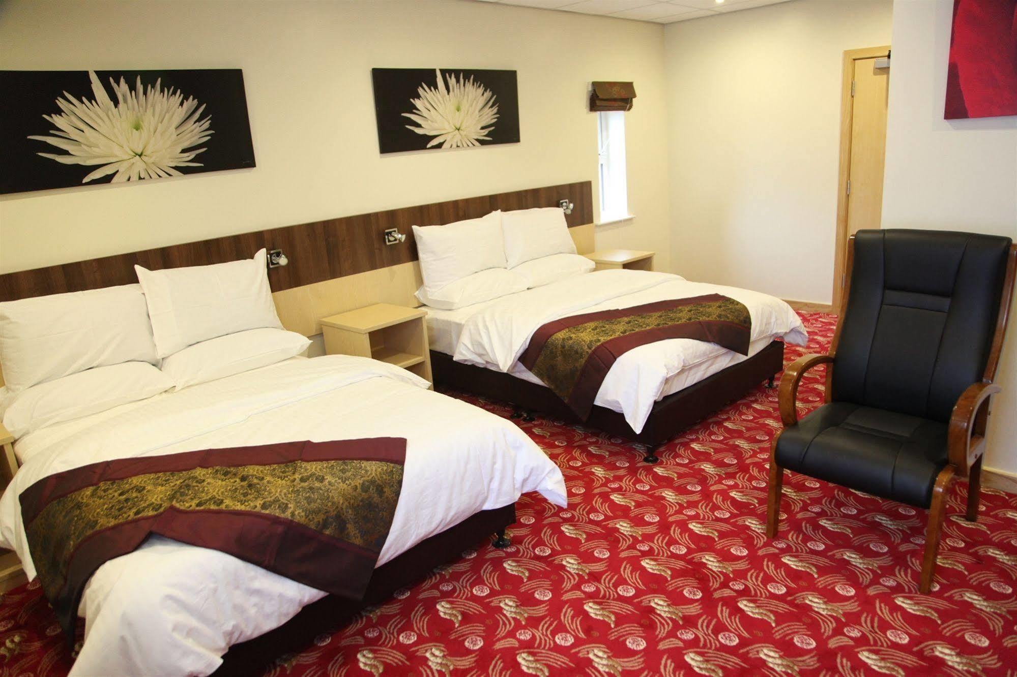 Cambridge Hotel Huddersfield Luaran gambar